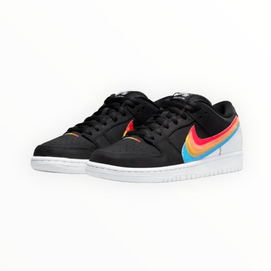 Nike SB Dunk Low - Polaroid