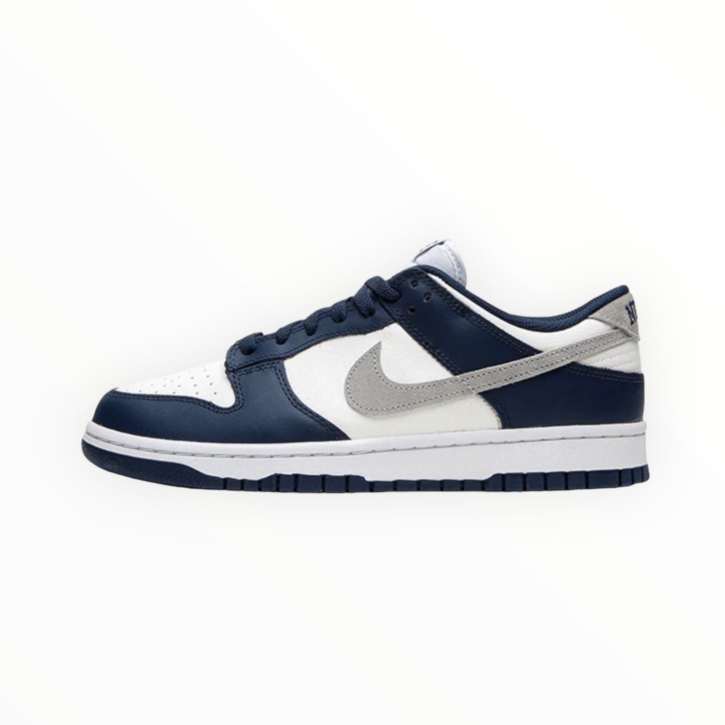 Nike Dunk Low - Summit White Midnight Navy